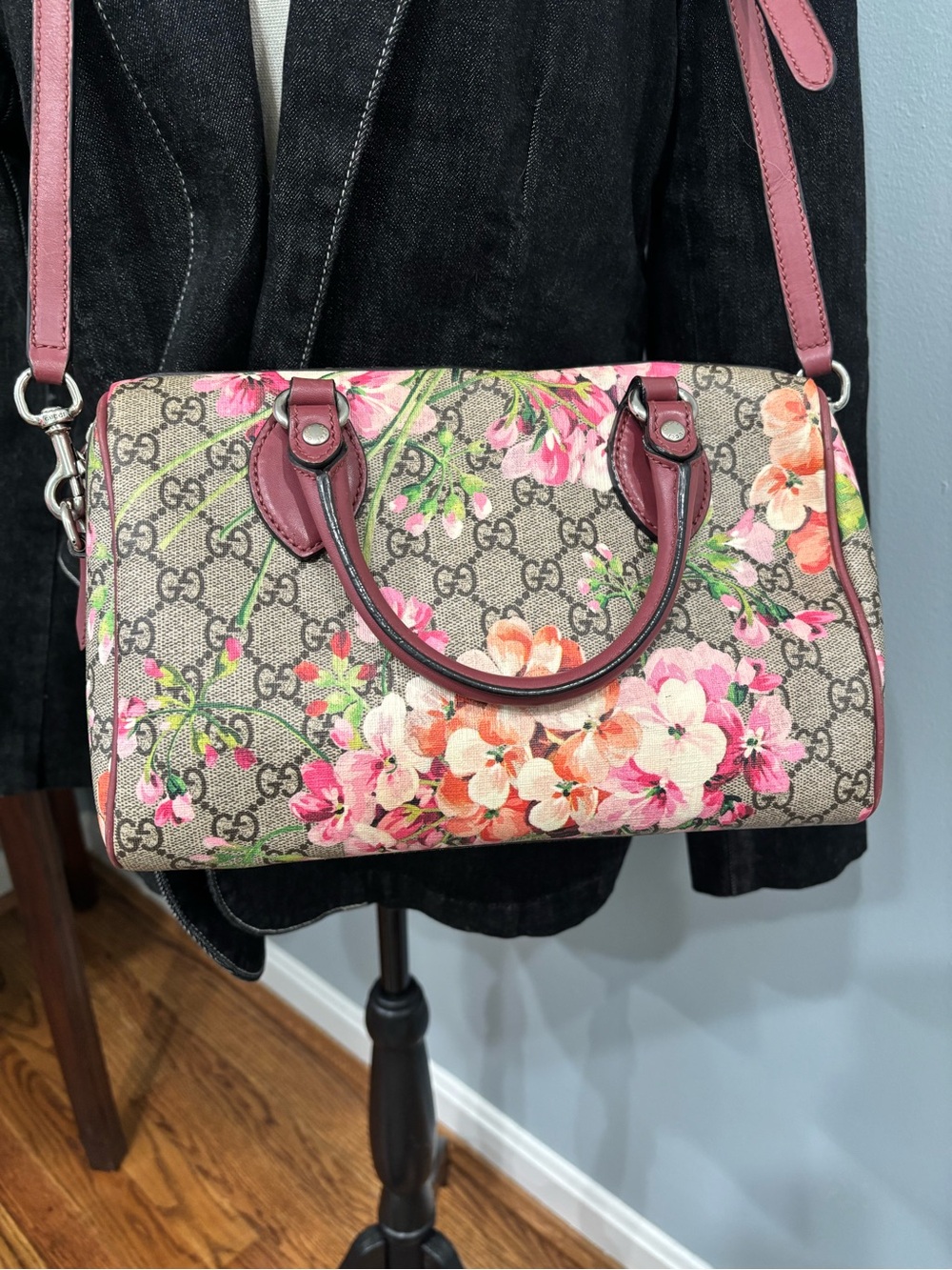 Gucci GG Supreme Monogram Blooms Small Boston Bag Dry Rose